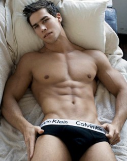 hotmales-n-stuff:  follow Hot Males ‘n Stuff and my more