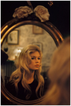far-from-itt:barcarole:Brigitte Bardot by Nicolas Tikhomiroff,