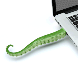 ilovecephalopods:  thehauntedrocket:  USB Squirming Tentacle