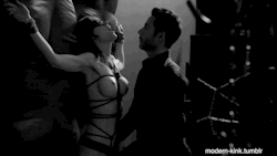 Sensual hot girls masturbating live on free adult webcams Click