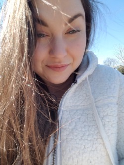 meggoboner:  I looked really nice today even though it was chilly