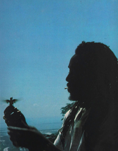 equatorjournal:  La Jamaïque, perle noire des Caraïbes by Claude