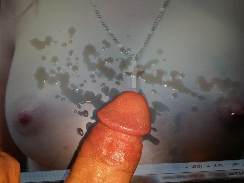 redheadfacial:  dirtyone75:  Another great submission from selffacial99!!!!!  NICE! 