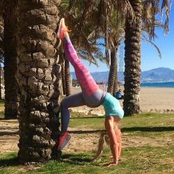 #fitnessfriday Stretching it out 👌🏼Opening the chest and