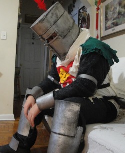 incandescent-teddybear:  Solaire is done…again.