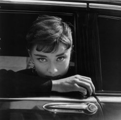 bohemea:  Audrey Hepburn 