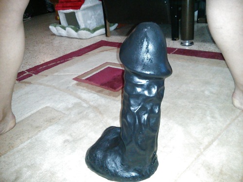 lifesextremes:  She found the perfect size finally 