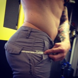 raunchyfrat:  instagram str8 hottie I can only imagine how his