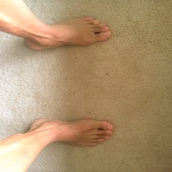 fuck-your-pics:  I’m going to get a pedi tomorrow.  This just