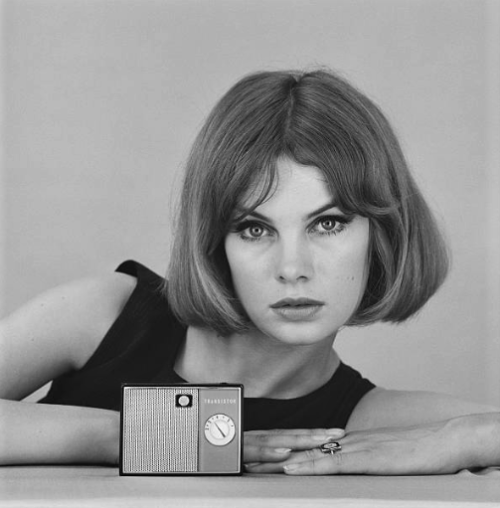 modbeatnik:Jean Shrimpton, 1961 https://painted-face.com/