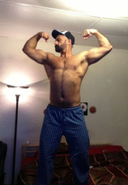 Follow my two hairy men blogs: http://sambrcln.tumblr.com http://hairysex.tumblr.com