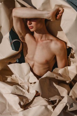 ohthentic:  chantar: Erik Monson by Travis ChantarOh 