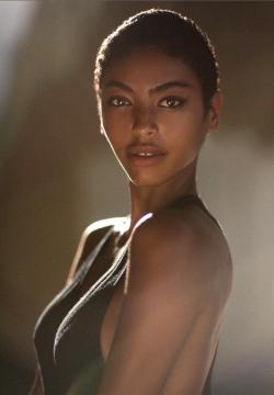crystal-black-babes:  Jessi M'bengue - Black Models from France