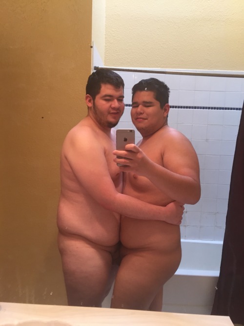 salchele94:  lifeof2cubs:  Our morning shower adventures! salchele94  Aww babe, i love you so much silly!!!! Unf 