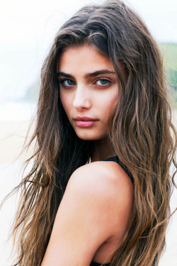 leis-ure:  sweet-wildfox:  Taylor Marie Hill † Follow for more