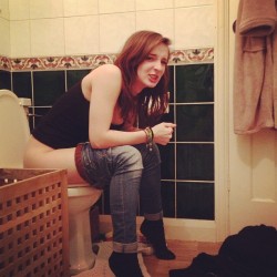 dimitrivegas:  Pooping girls stinking up the bathroom on the toilet