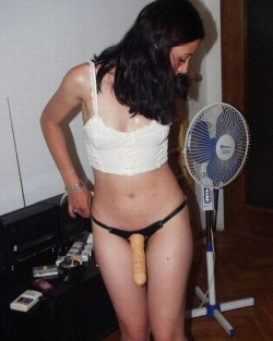 straponbeautys: Strapon beauty #strapon #pegging  Final adjustment,