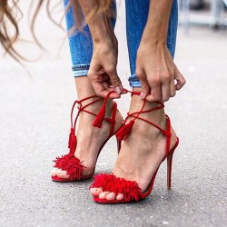 sexyshoesblog:  Sexy shoes by sexyshoesblog, do you like this?