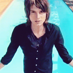 tommotommlinson:   I am no gentleman, I can be a prick,and I