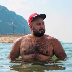 hunghairybear:  Whoa