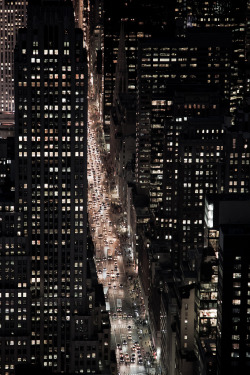 r2–d2:  5th Ave. 