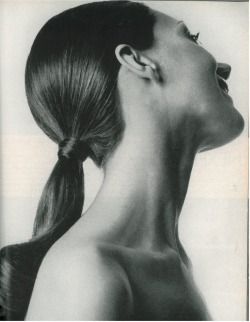 lelaid:Marisa Berenson by Gianni Penati for Vogue, August 1970