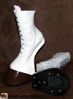 horseking-design:  White ankle boots with brown horse hooves