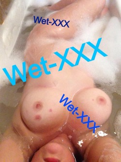 wet-xxx:  loveof-allnatural:Picture for wet-xxx Bathtub fun ft