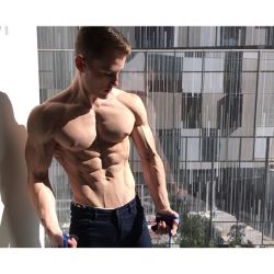 lumbrjax:  Instagram user @ethanban http://ift.tt/1IvKb8f