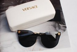 luxylicious:  Fashion - Luxury - Summer - Lifestyle xxxx