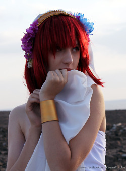 white-wisper:  me as Morgiana from Magi :3 click here to visit