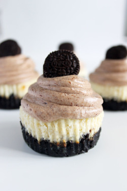 do-not-touch-my-food:  Mini Oreo Cheesecakes with Chocolate Mousse
