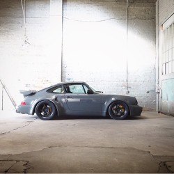 classandcars:  I just love this color. 