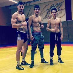 amateur-wrestling:  #wrestling #bulgarian #wrestlers #training