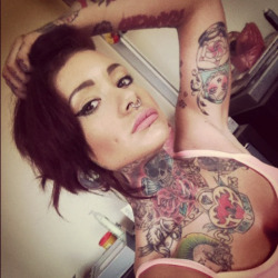 itattoobabes:  with tattoo arms babe tattooed girl model tatts
