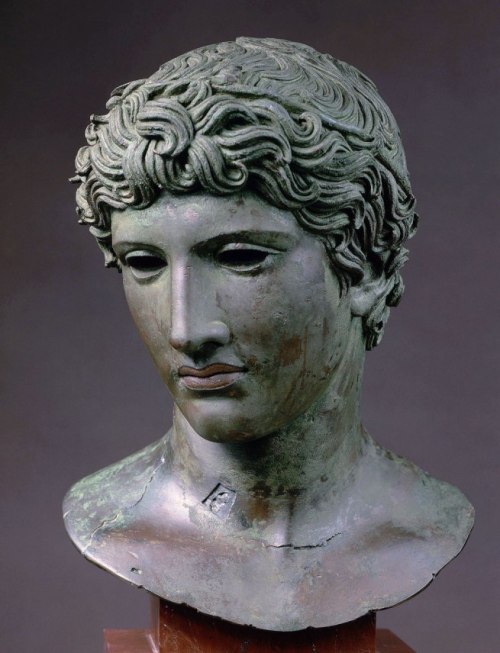 classicalmonuments:    Bust of a Youth (“The Beneventum Head”)