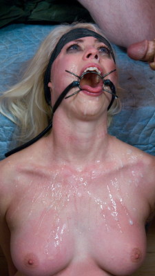 sydney-savage:  Keep her tied down with her mouth open, cover