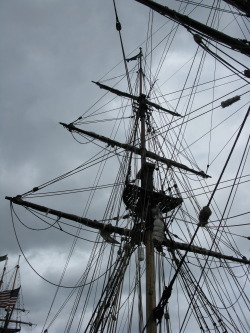 longmaytheysail:   Lady Washington - Brownsville, WA Aug. 9,