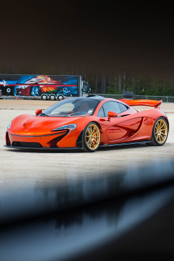 supercars-photography:  P1 (via) Hypercars 