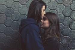 lipstick-lesbian:  ♀♡♀