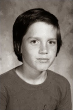 chilipepper-s:  A young Frusciante. 