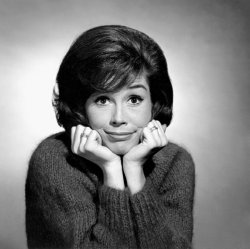 cheesewhizexpress: Mary Tyler Moore  R.I.P. December 29, 1936