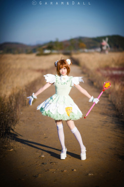 stefanyd:  vandariwuuuuutcosplay:  Character: Kinomoto Sakura