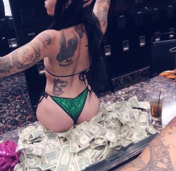 stripper-locker-room:  https://www.instagram.com/daizee_xox/