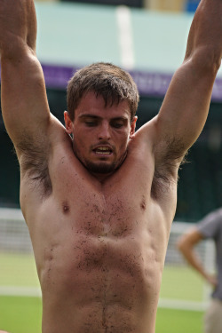 hairypitparadise:  DAMN!!!!!!  Look how long his pit hair is!!!!! 