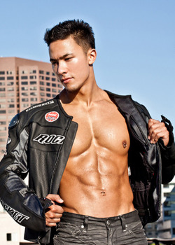 allasianguys:  Kenta Seki | Fitness Professional 