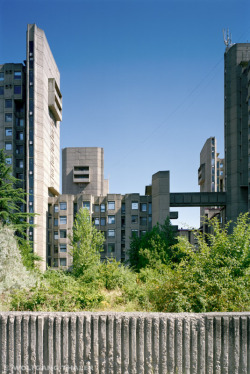 infiniteinterior:  Yugoslavian modernism:MODERNISM IN BETWEEN