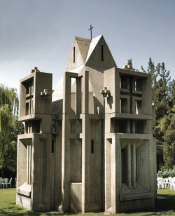 theoryofnefes:  Surp Khatch Chapel   Tehran Iran 