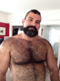 thickbear475:  BEAR~! 