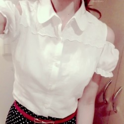 Good girl outfit :) so I have a formal event tomorow morning